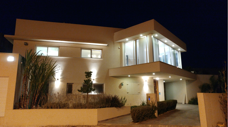 הבית של גילי - אדמית