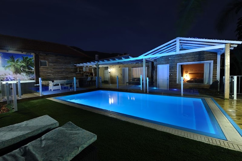 טרופי צימר - שזור