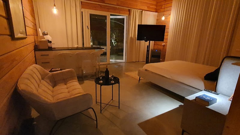 אננדו - עין שריד