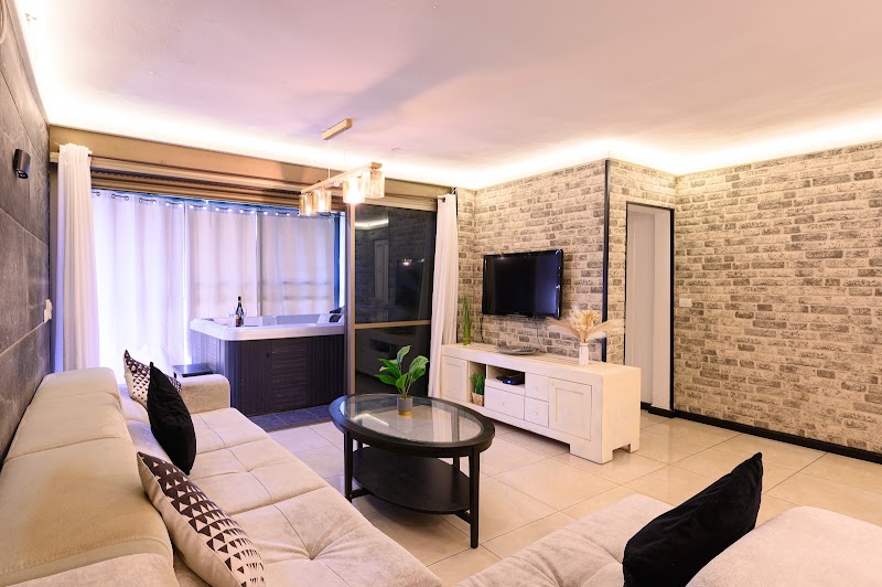 סוויטות לה פיאנו - נתניה