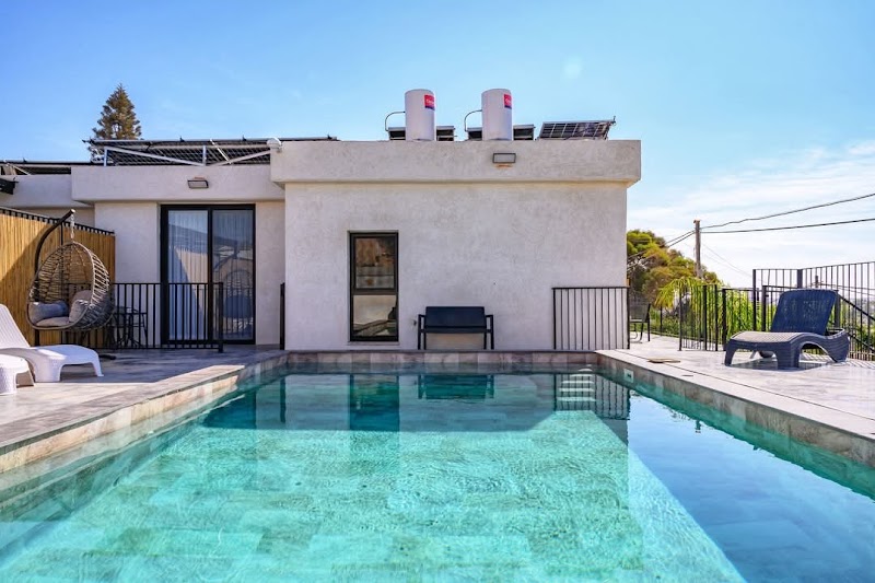 אואזיס קווין ערד - ערד