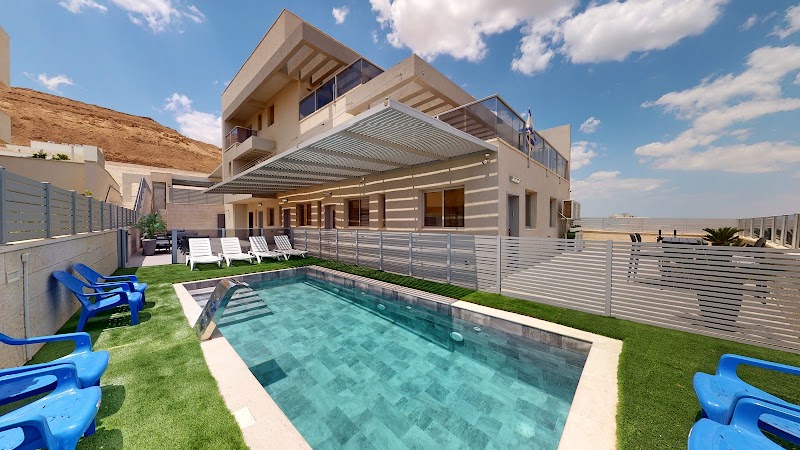 אל ים המלח - נווה זוהר