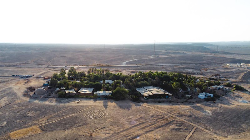 אשרם במדבר - שיטים