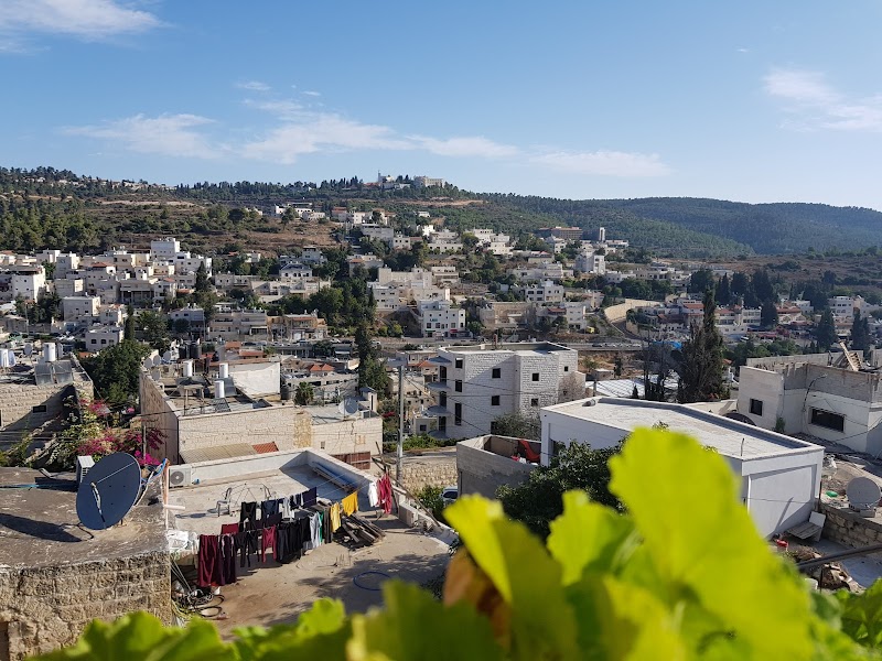 החאן של מייק - אבו גוש