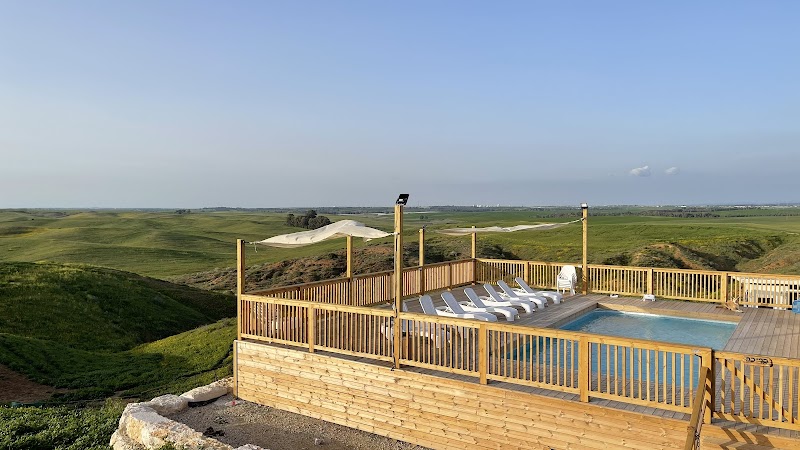 החווה של צביקה - רוחמה