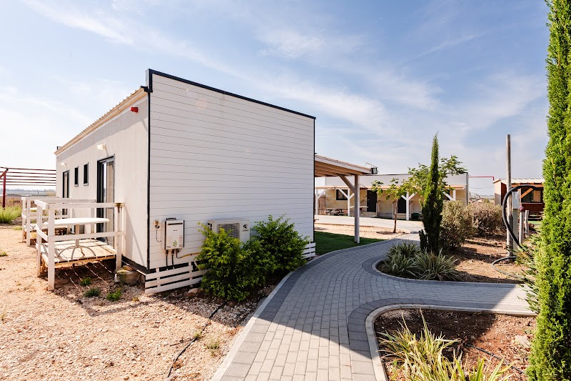 חאן אל על - איתן