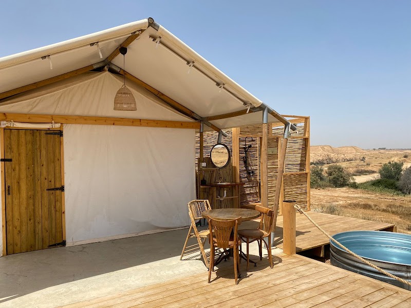 נור גלמפינג - עין הבשור