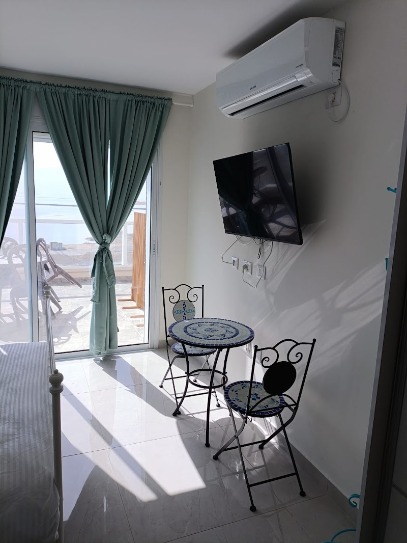 סוויטות הר וים - נווה זוהר