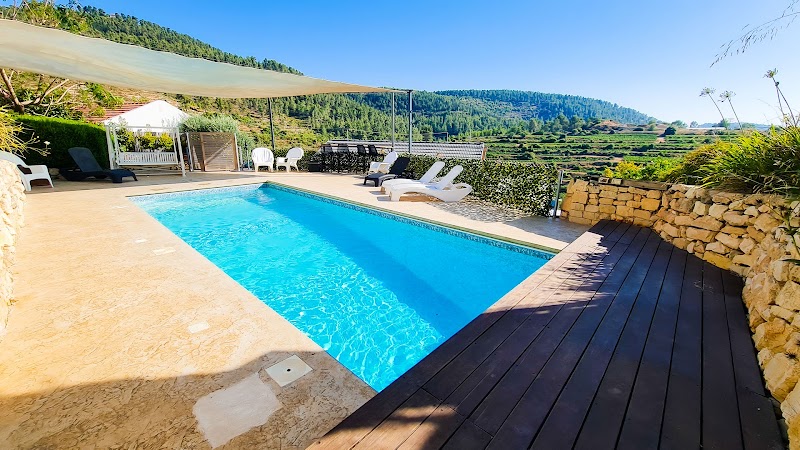 עיינות ספיר - אבן ספיר