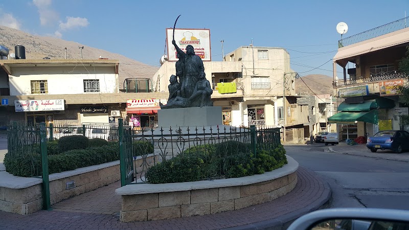 אירוח בפרדס - בית הלל